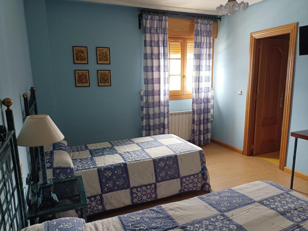 Hotel Pico Espiguete Alba de los Cardaños エクステリア 写真