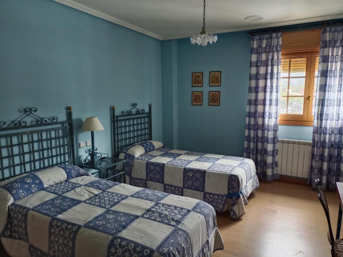 Hotel Pico Espiguete Alba de los Cardaños エクステリア 写真