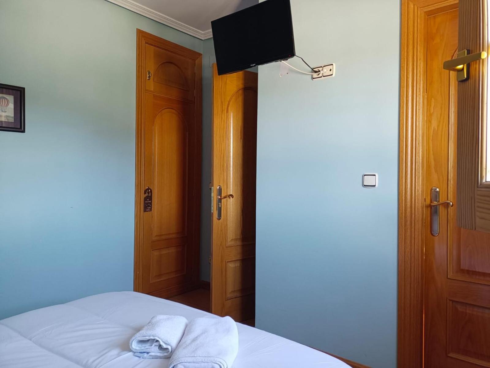 Hotel Pico Espiguete Alba de los Cardaños エクステリア 写真