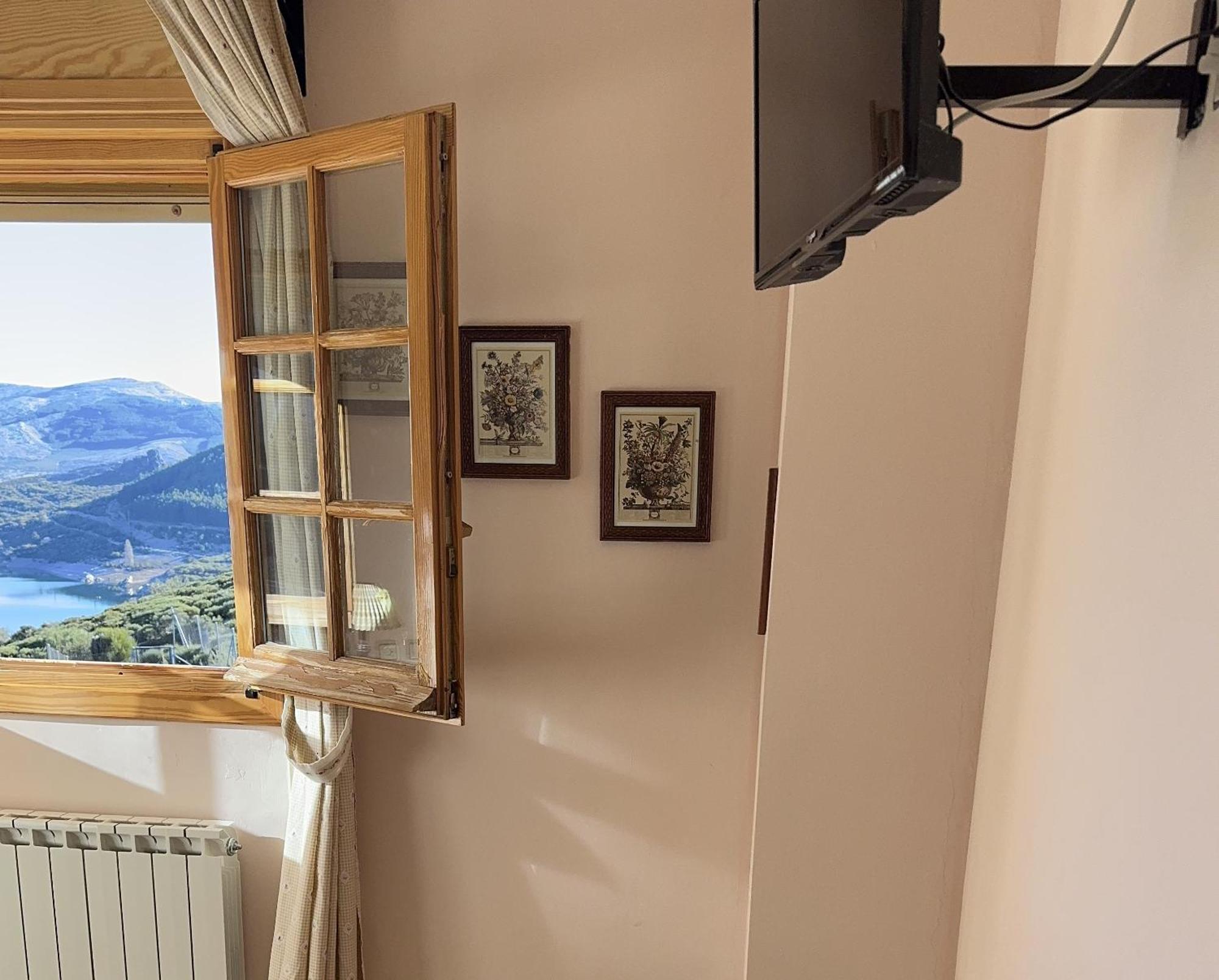 Hotel Pico Espiguete Alba de los Cardaños エクステリア 写真