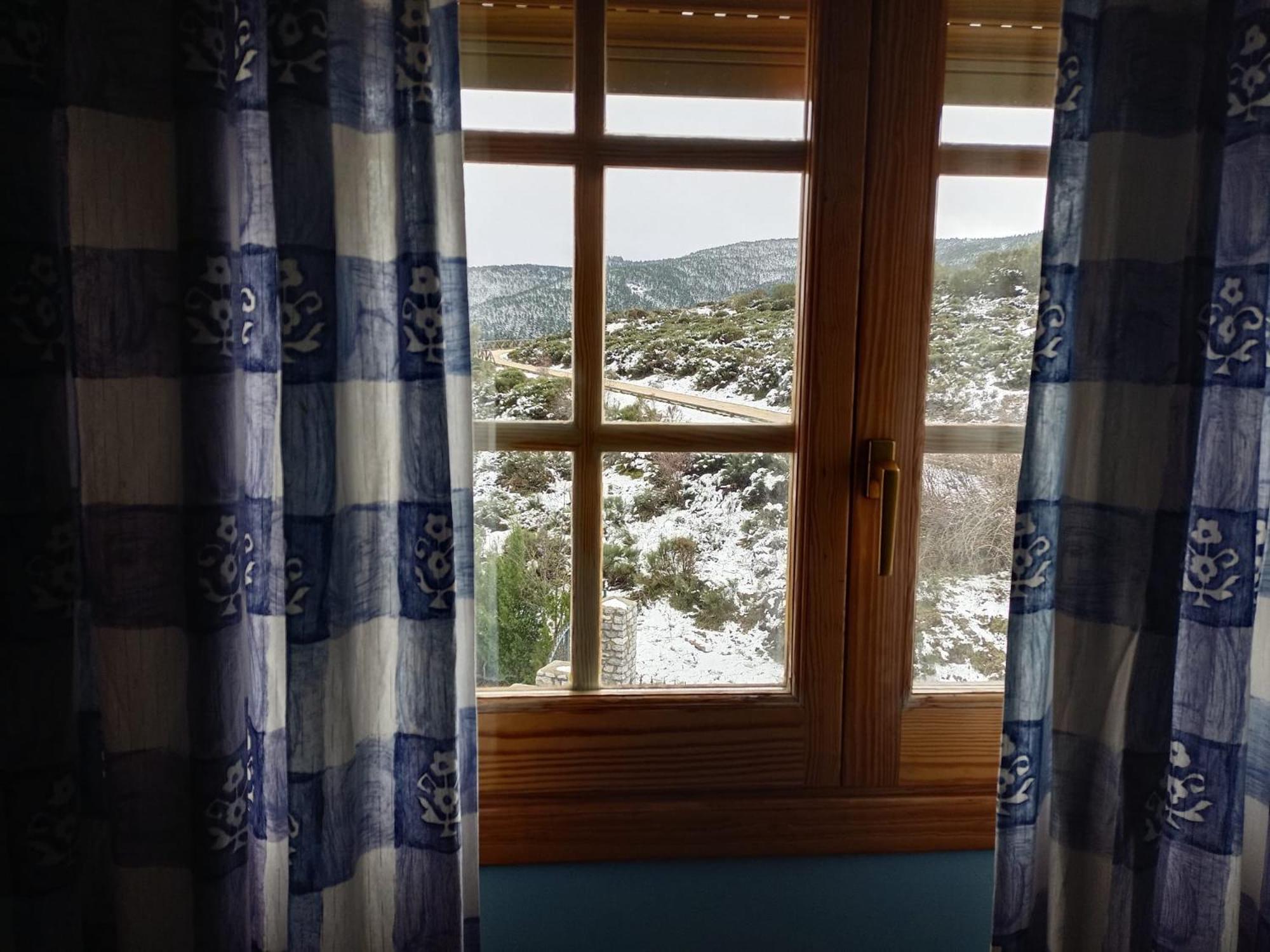 Hotel Pico Espiguete Alba de los Cardaños エクステリア 写真